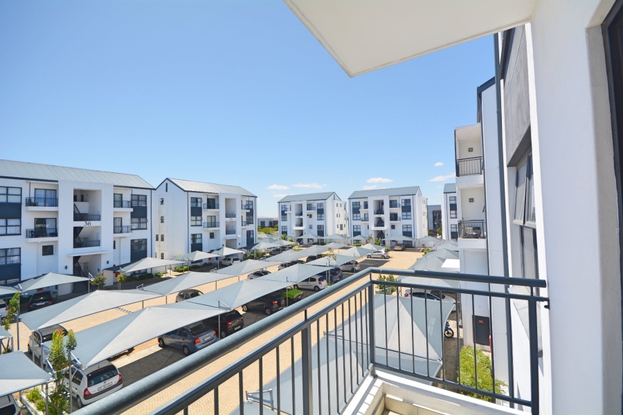 To Let 1 Bedroom Property for Rent in Sandown Western Cape